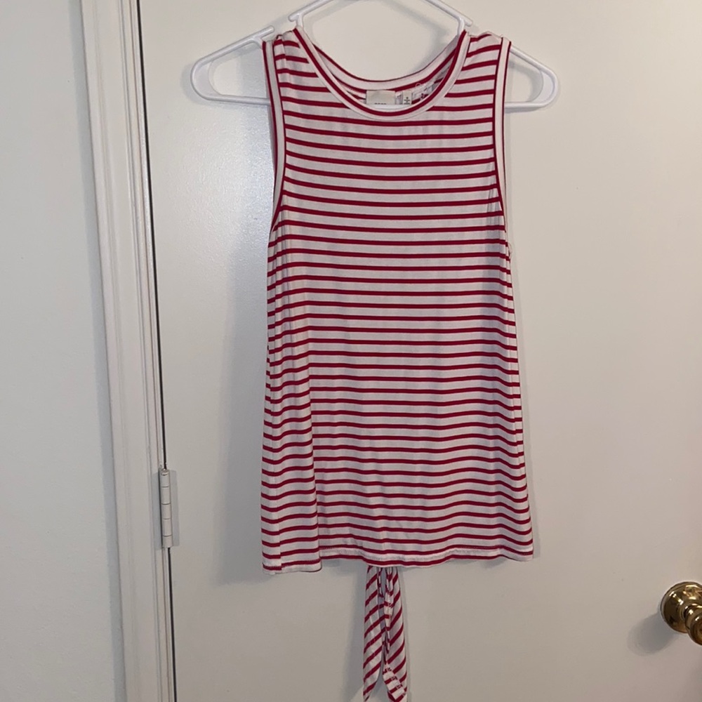 Red and white tank